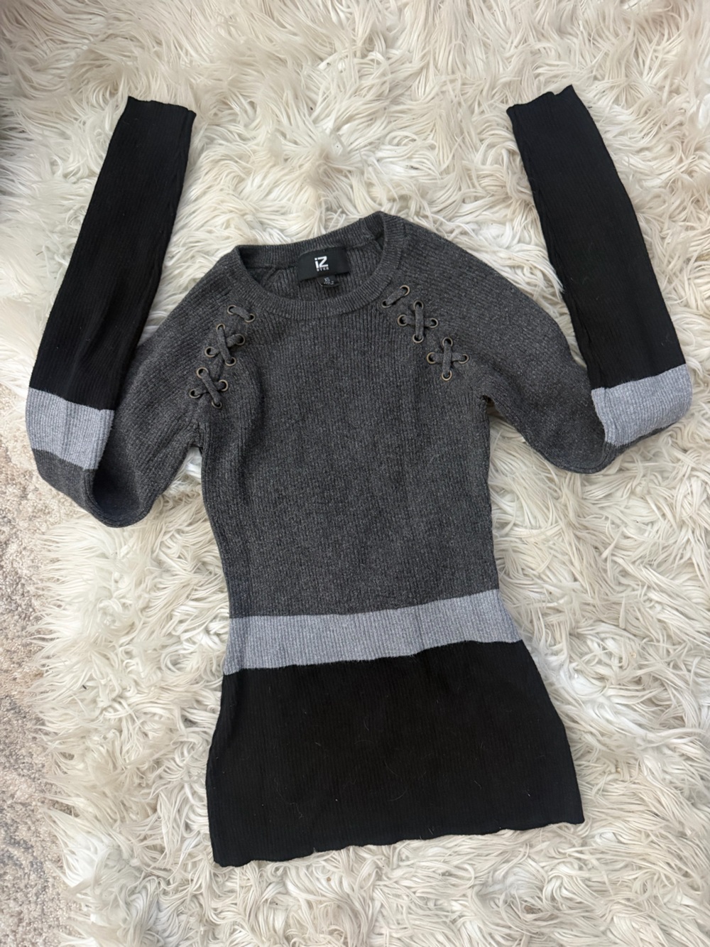 Iz Byer Gray and Black Colorblock Crewneck Sweater